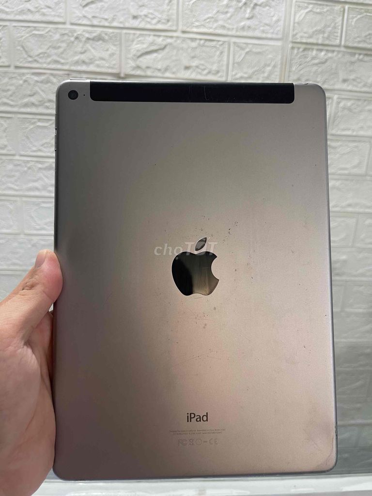 Apple iPad Air 2 sài sim 16GB Kính nứt. Mua bán Máy tính bảng tại Thị xã Bến Cát Bình Dương được đăng bởi mua bán bao đổi  hình 1