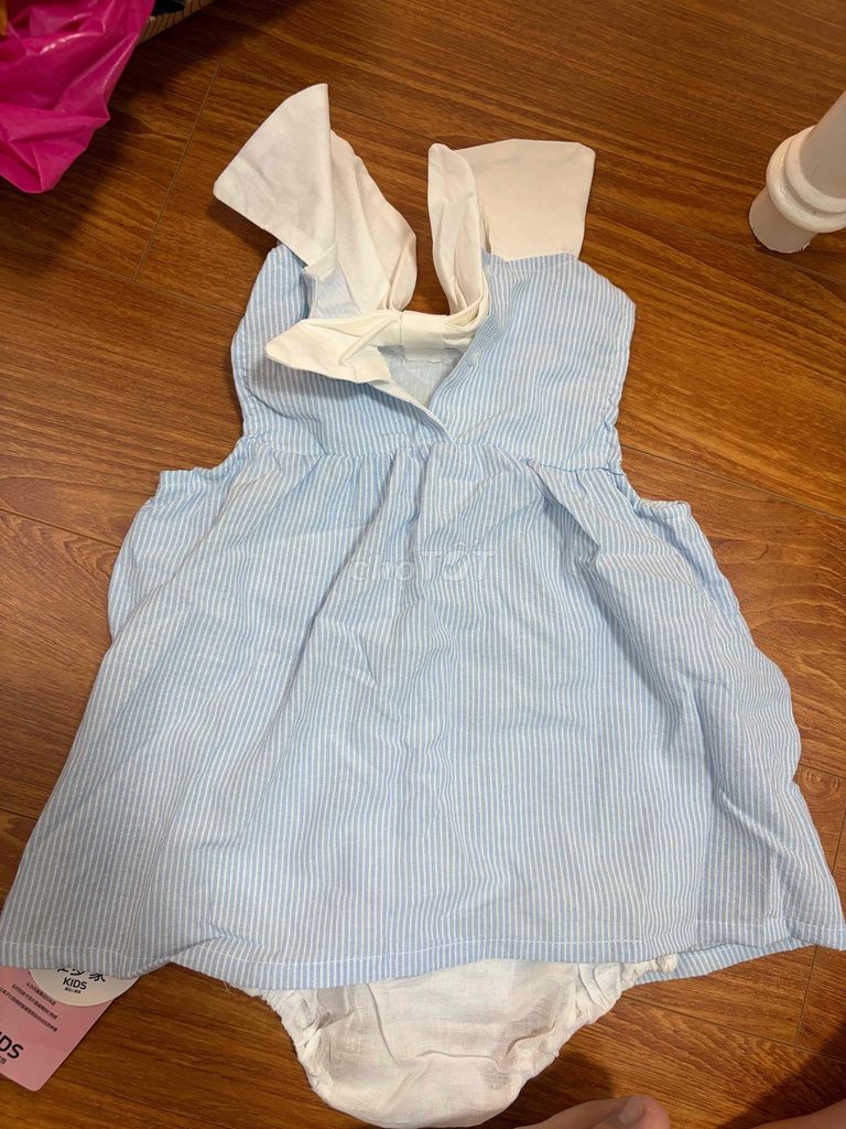 Váy bé gái size 90 đáng yêu vải thoáng mát. Mua bán Mẹ và bé tại Quận Tây Hồ Hà Nội được đăng bởi Trần Việt Anh hình 1