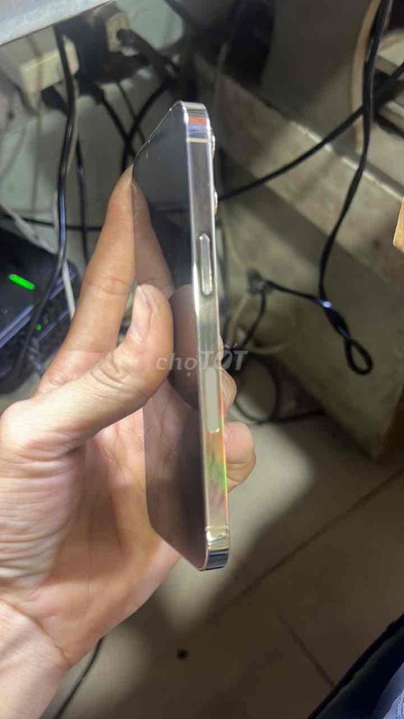 iPhone 13 Pro 256GB Vàng mất face ID. Mua bán Điện thoại tại Quận Bình Tân Tp Hồ Chí Minh được đăng bởi tuấn anh hình 1