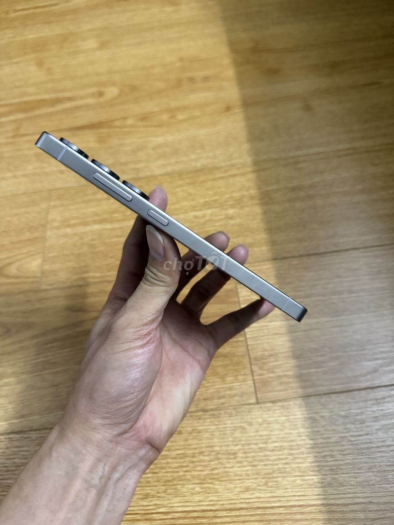 S25 Ultra 256GB Đen titan zin keng như mới chất. Mua bán Điện thoại tại Quận Thanh Xuân Hà Nội được đăng bởi Vinh Râu Samsung hình 1