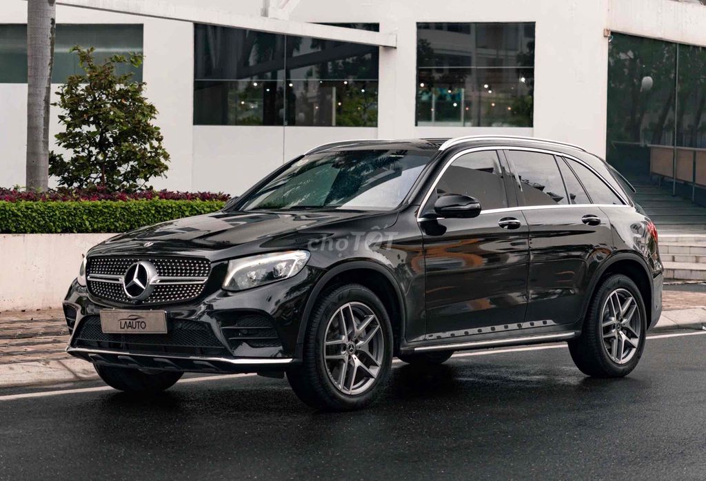 LONG ANH AUTO về Mercedes GLC300 4Matic 2019. Mua bán Ô tô tại Quận 7 Tp Hồ Chí Minh được đăng bởi LongAnh AuTo  hình 3