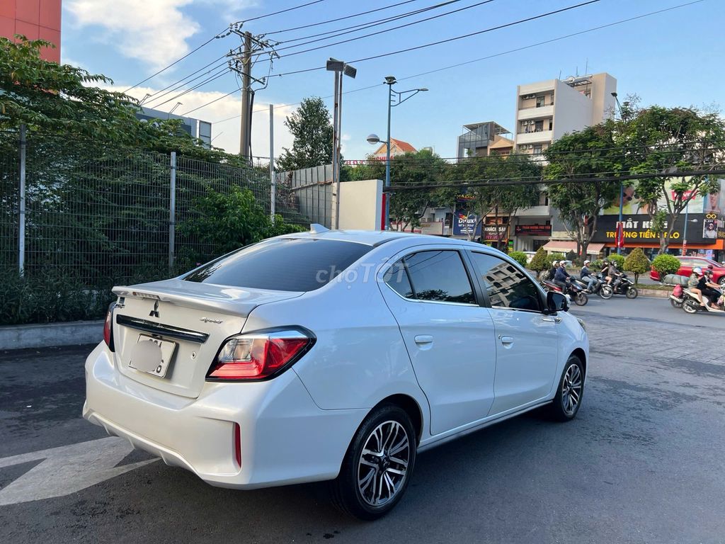 Mitsu Attrage Pre 21 PK cam 360 độ QSD chính hãng. Mua bán Ô tô tại Quận 11 Tp Hồ Chí Minh được đăng bởi XE MỚI VÀ QUA SỬ DỤNG CHÍNH HÃNG hình 9