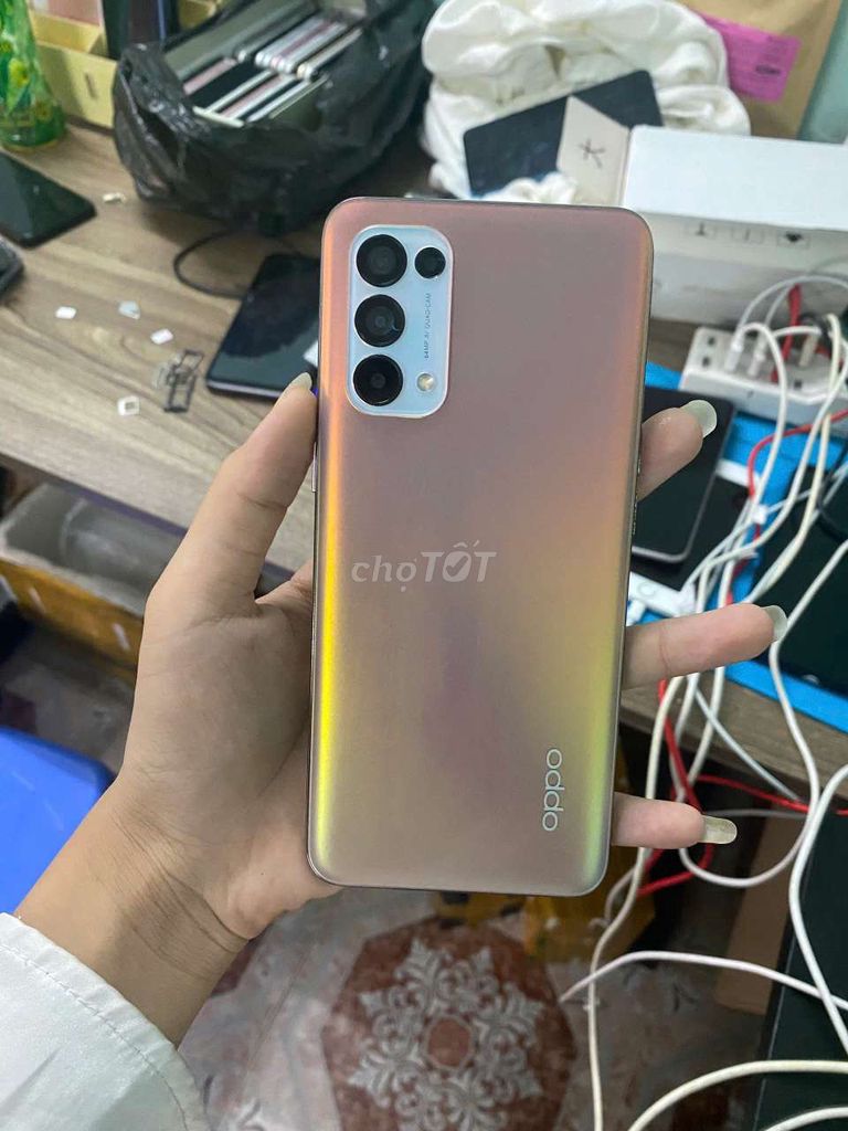 Oppo reno5, r8 128g, zin full, ám nhẹ. Mua bán Điện thoại tại Thành phố Thủ Dầu Một Bình Dương được đăng bởi Phước Mobile hình 1