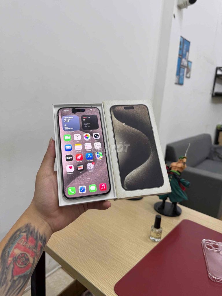 Apple iPhone 15 Pro Max 256GB Xám. Mua bán Điện thoại tại Quận Đống Đa Hà Nội được đăng bởi KT Hà Nội Mobile hình 1