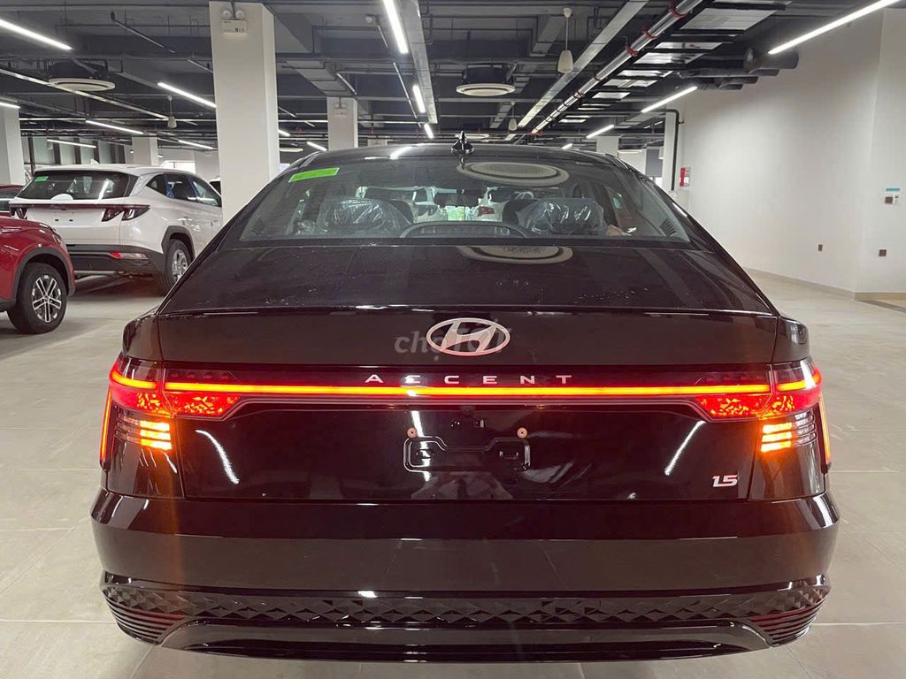 Hyundai Accent 2025 Cao cấp 1.5 AT. Mua bán Ô tô tại Quận Hoàng Mai Hà Nội được đăng bởi Em Mạnh Hyundai Đông Đô hình 5