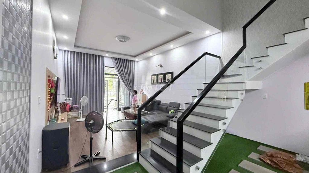 Rent · 3 bd · 100 м² · Quận Ngũ Hành Sơn, ул. Đường Đại An 1