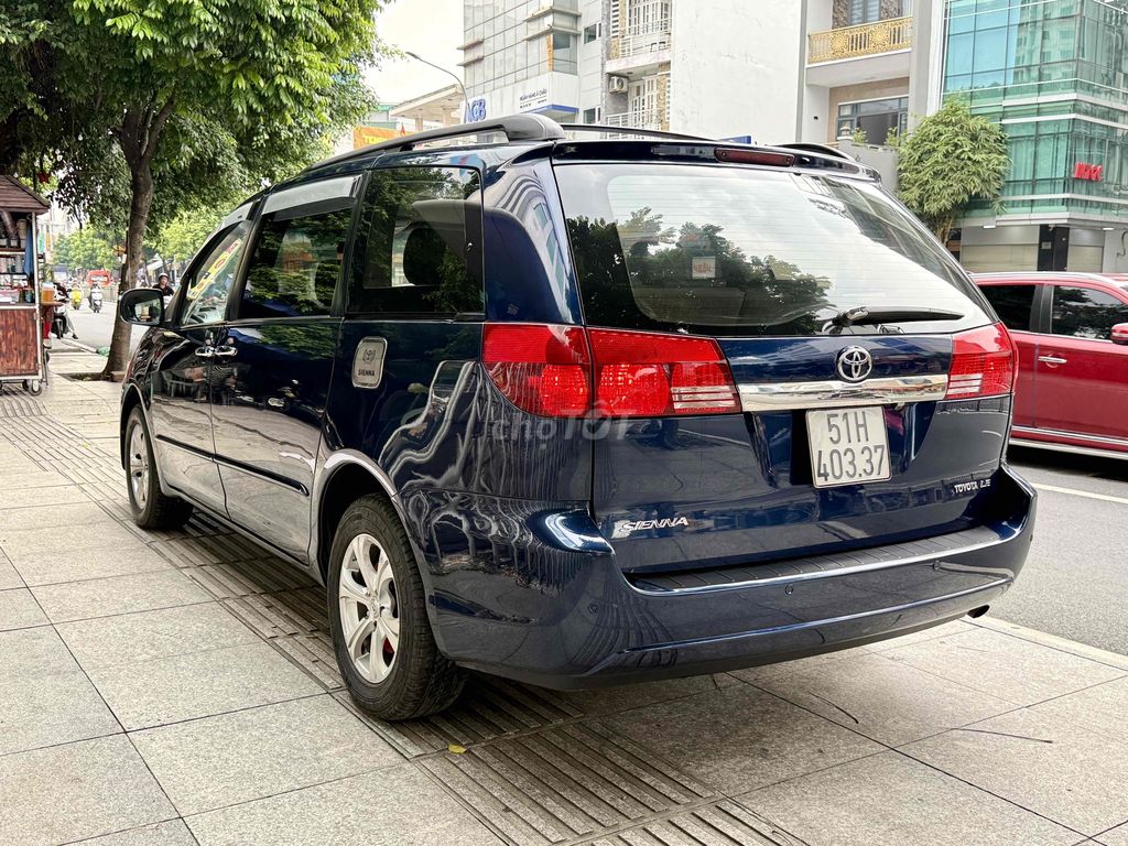 Toyota Sienna 2003 new model - 110000 km. Mua bán Ô tô tại Quận Tân Phú Tp Hồ Chí Minh được đăng bởi Lê Băng Vinh hình 4