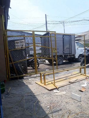 Nhận Sơn sửa đồ gỗ và sắt các loại.. Dịch vụ nhà cửa khác tại Quận 12 Tp Hồ Chí Minh được đăng bởi hoài cổ