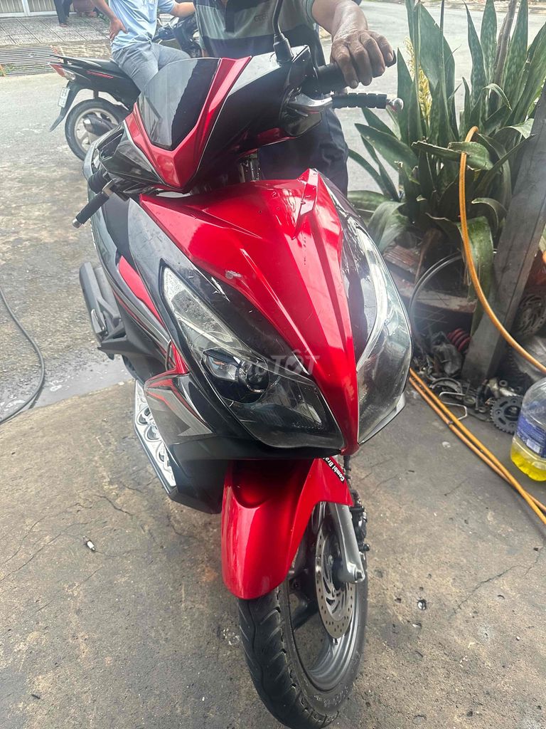 AB 125 2013  hơi trầy nên bán lẹ. Mua bán Xe máy tại Huyện Cần Giuộc Long An được đăng bởi Thằng Hai Đía hình 6