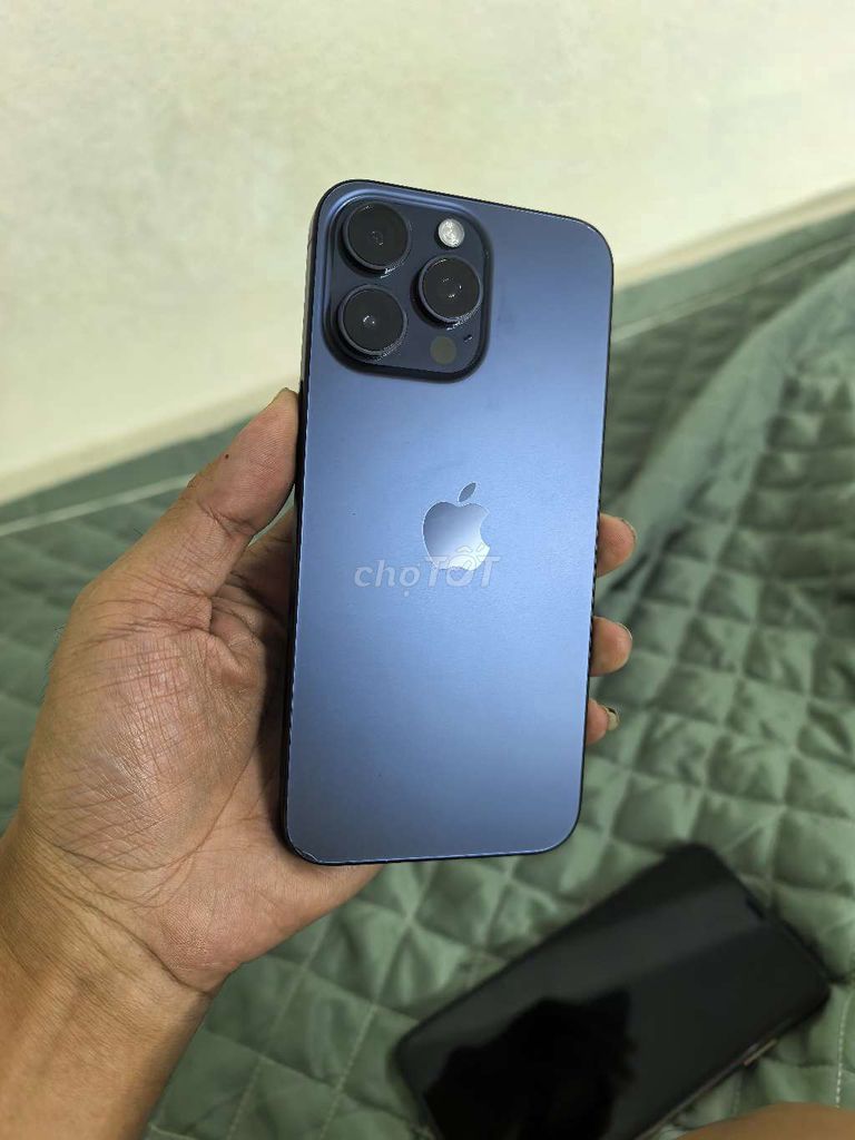 Apple iPhone 15 Pro Max Xanh 256GB Đã sử dụng. Mua bán Điện thoại tại Quận Hà Đông Hà Nội được đăng bởi Nguyễn Phú Hiền hình 1