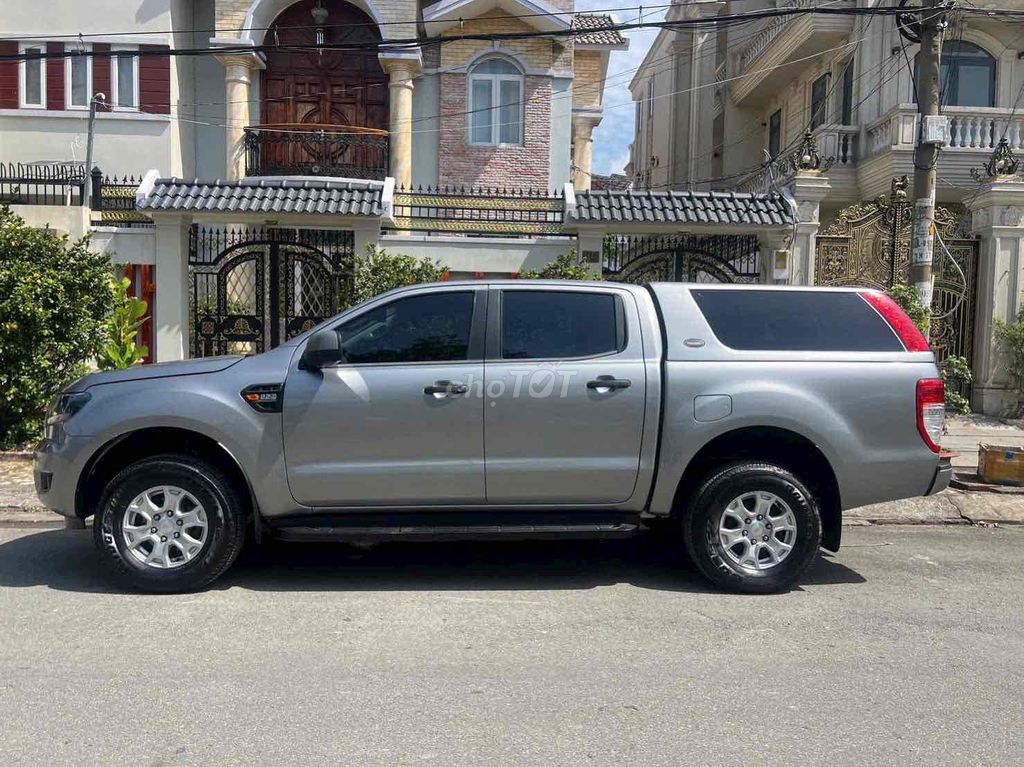 Ford Ranger XLS 2017 2.2 Bạc 110.000 km. Mua bán Ô tô tại Huyện Hóc Môn Tp Hồ Chí Minh được đăng bởi Trần Văn Đoan hình 4