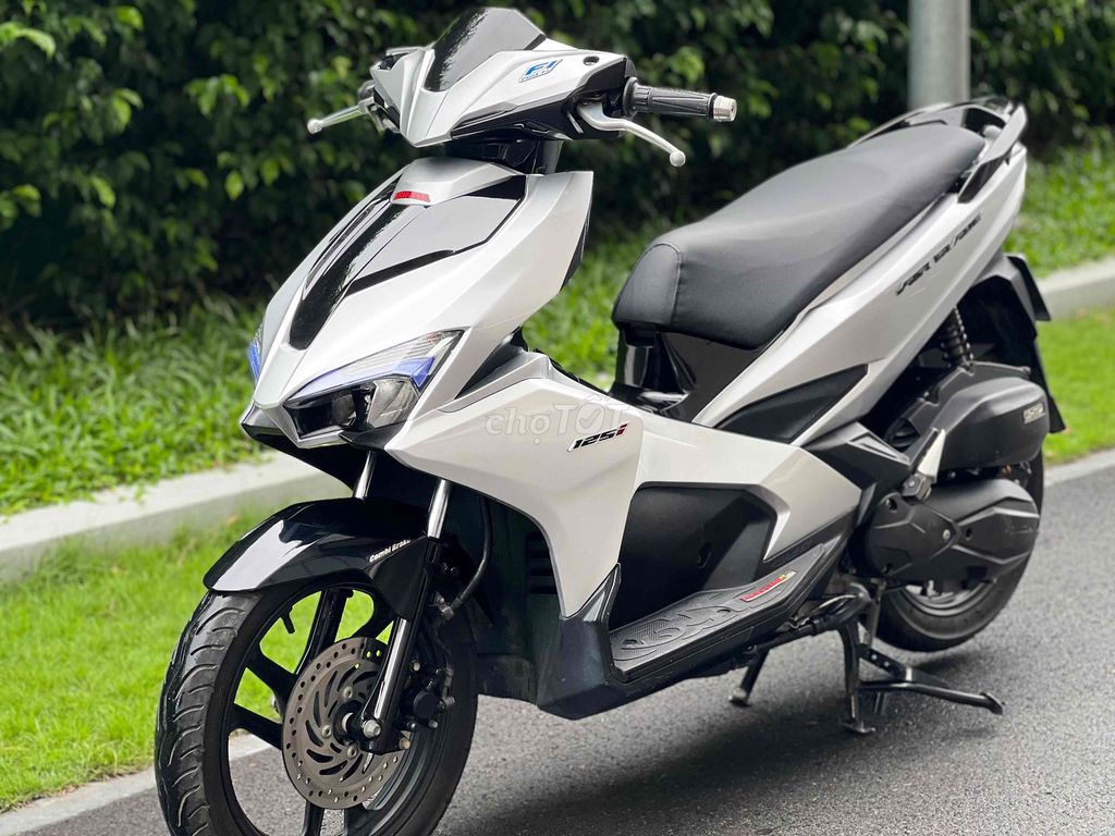 Honda AirBlade 125 2017 Серебристый СРТП 1Владелец Нотариус