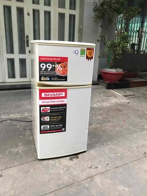 Tủ lạnh Sharp 170 l đang dùng rất tốt hình thực tế. Mua bán Tủ lạnh tại Quận 11 Tp Hồ Chí Minh được đăng bởi NGỌC TRÂM
