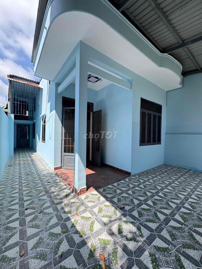 BÁN NHÀ 6,1m * 18m Sổ Hồng Riêng Gần Chợ Thới Tứ