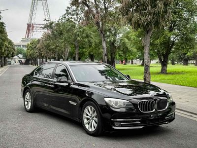 chính chủ bán xe BMW 730i hồ sơ cầm tay như hình