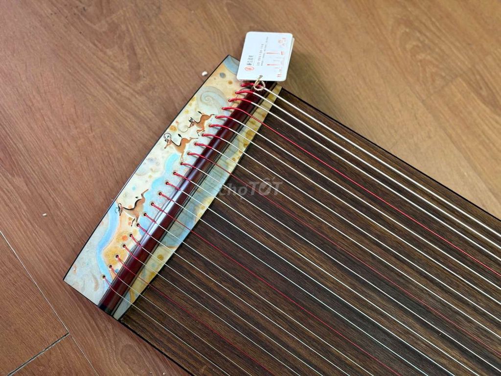 Đàn tranh đã sử dụng đầy đủ phụ kiện. Mua bán Nhạc cụ tại Quận 7 Tp Hồ Chí Minh được đăng bởi Nguyễn Mạnh Cường hình 1