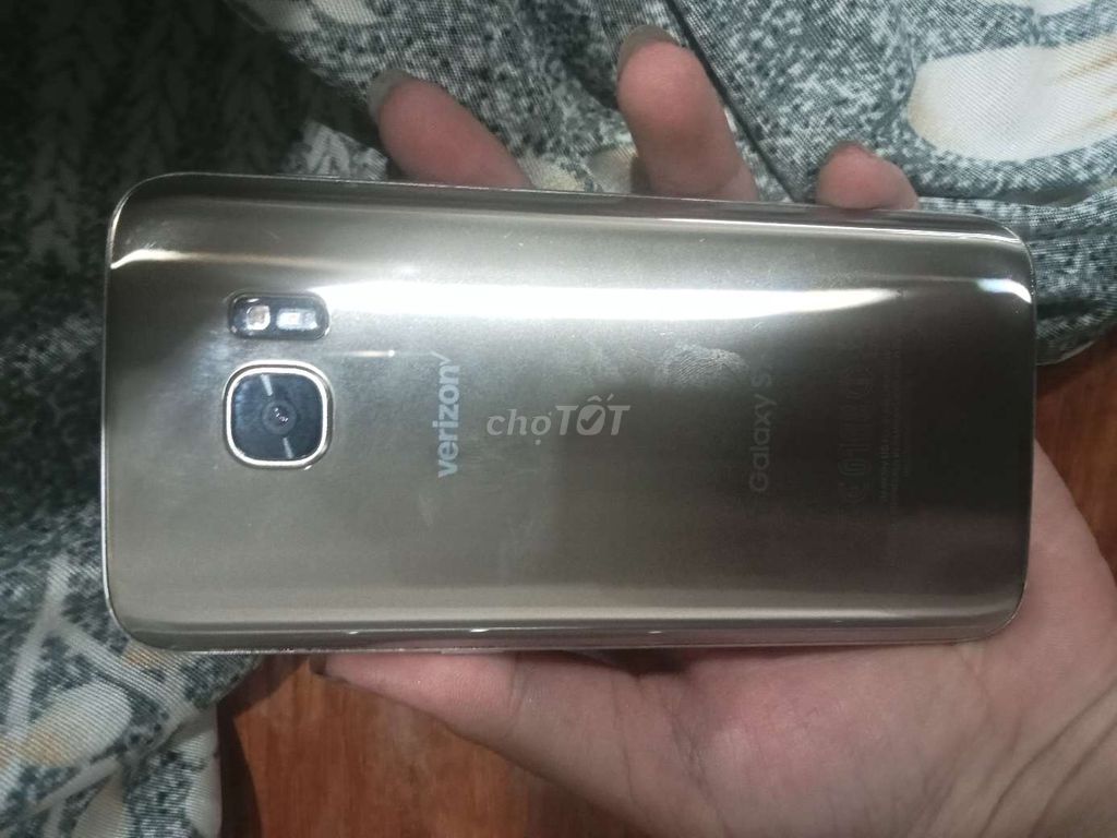 Samsung Galaxy S7 32GB Vàng Cát Hàn Quốc. Mua bán Điện thoại tại Huyện Thống Nhất Đồng Nai được đăng bởi Lê Lê Quốc Thiên hình 1