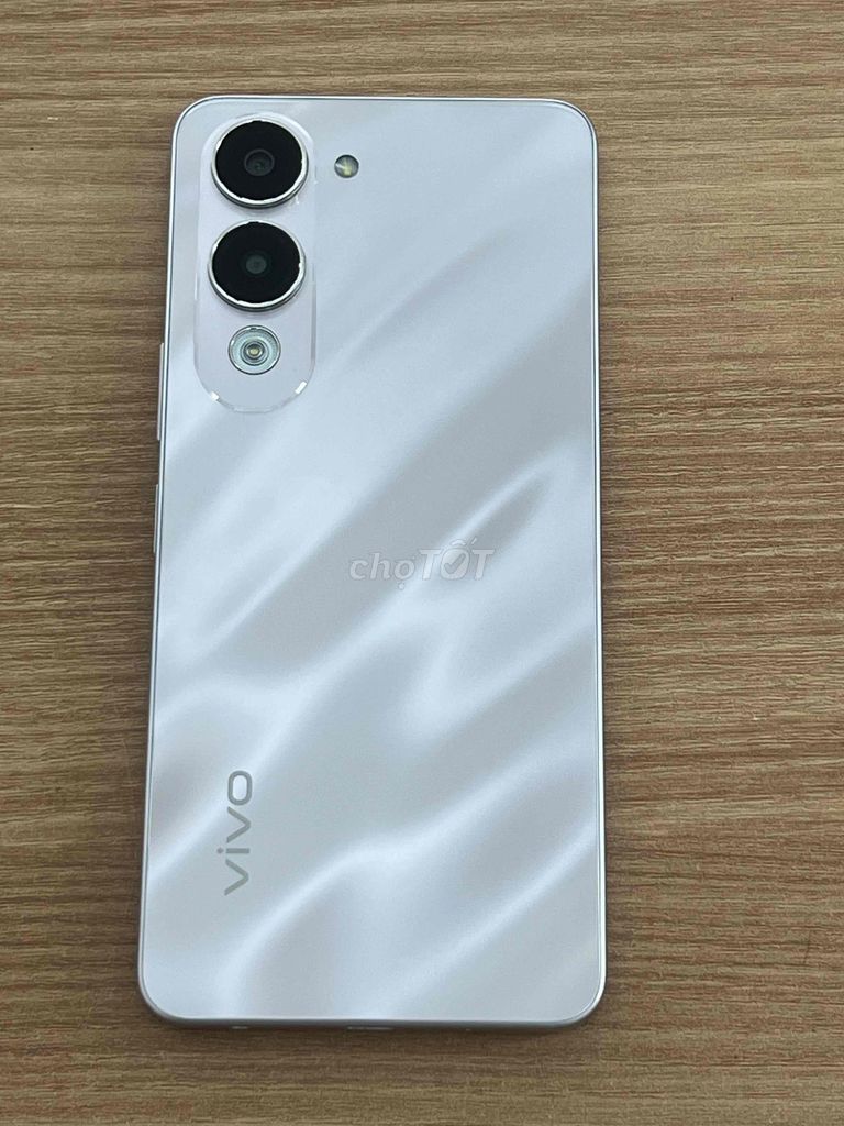 Vivo Y04, Ram 6G, Bộ Nhớ 128G, Đẹp 99%. Mua bán Điện thoại tại Thành phố Long Xuyên An Giang được đăng bởi Laptop Mai Lý Nghĩa hình 1