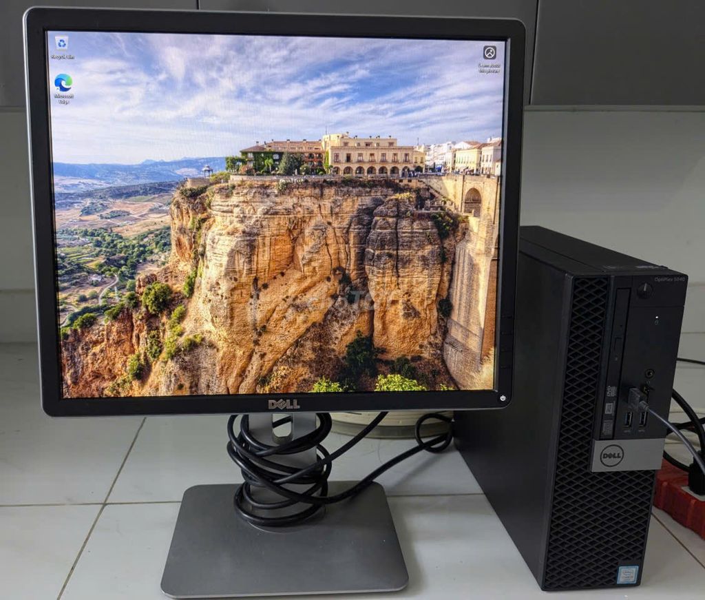 PC Dell OptiPlex 5040 SFF và Monitor Dell P1419SF. Mua bán Máy tính để bàn tại Huyện Bình Chánh Tp Hồ Chí Minh được đăng bởi Phúc  hình 1