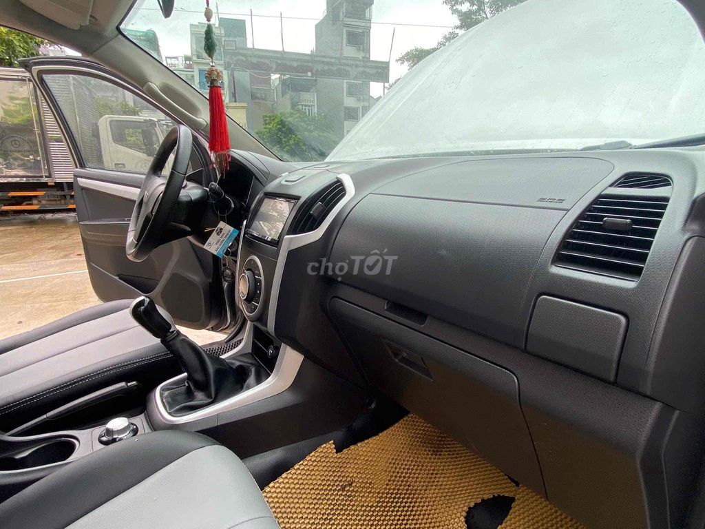 Isuzu Dmax 2016 LS 2.5 4X4 MT 2 cầu. Mua bán Ô tô tại Quận Hà Đông Hà Nội được đăng bởi Hiệp Xoăn Hà Đông hình 8