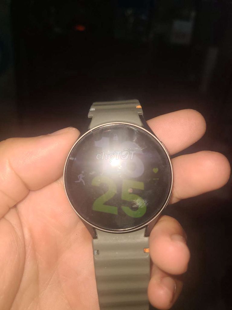 Samsung Galaxy Watch 7 44mm Xám. Mua bán Thiết bị đeo thông minh tại Quận 7 Tp Hồ Chí Minh được đăng bởi Nguyễn văn kỳ hình 1