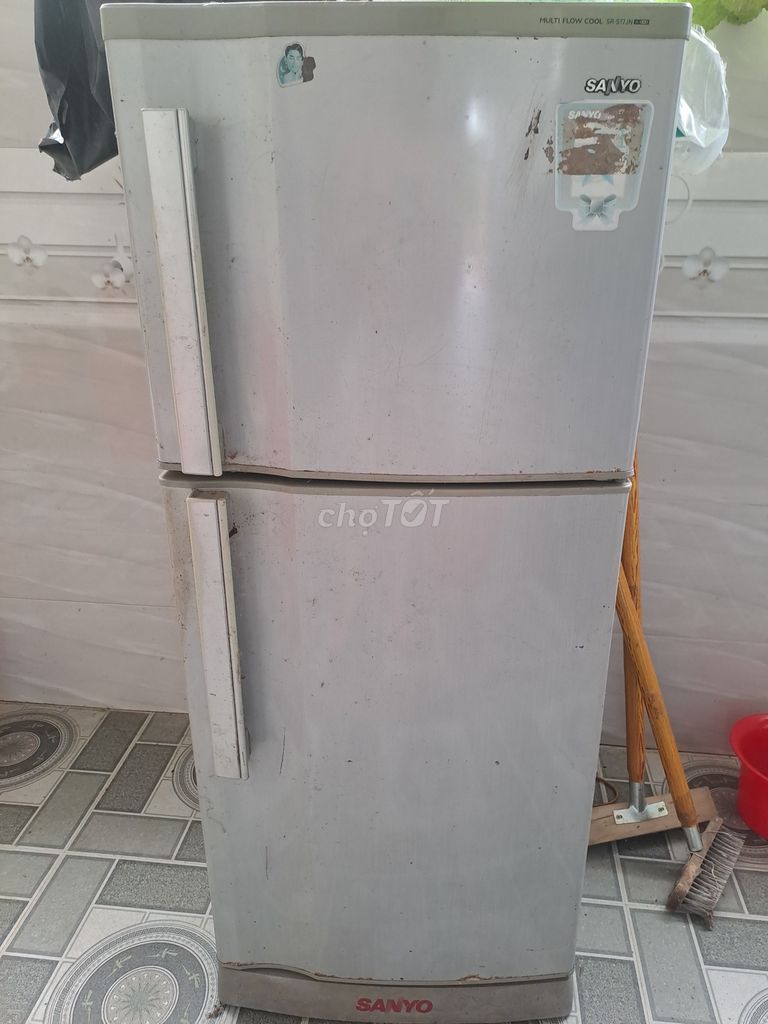 Tủ lạnh Sanyo SR-S17JN Xám. Mua bán Tủ lạnh tại Huyện Nghĩa Đàn Nghệ An được đăng bởi Huỳnh Ngô hình 1