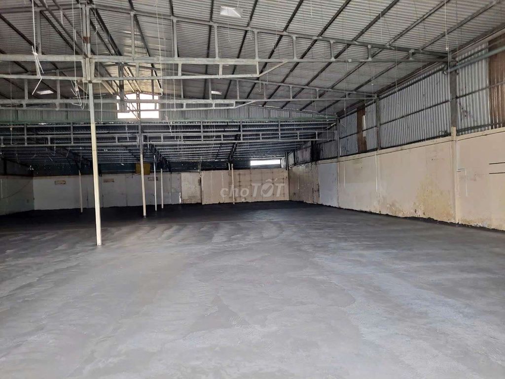 Cho thuê xưởng an phú đông 1000m2 60tr tải lớn