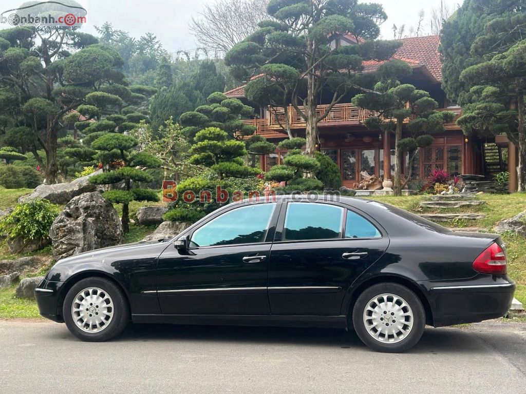 Xe Mercedes Benz E class E200 2005 - 135 Triệu. Mua bán Ô tô tại Huyện Bảo Thắng Lào Cai được đăng bởi Nguyễn Hồng Vĩnh hình 3