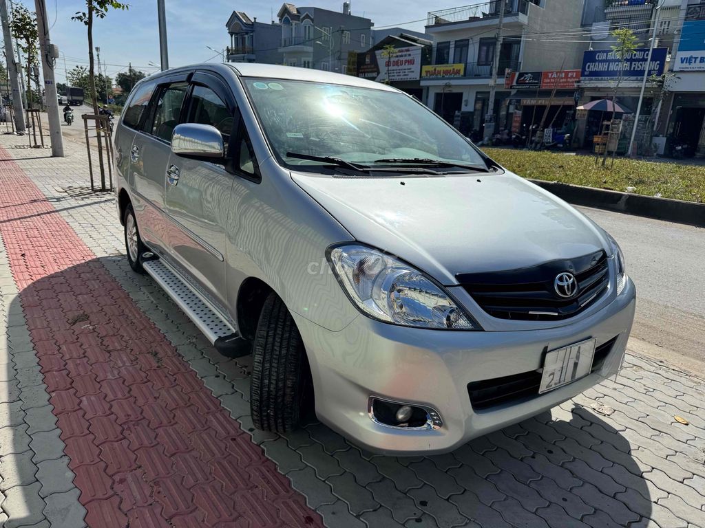 Toyota Innova 2011 G - 105 km. Mua bán Ô tô tại Quận 12 Tp Hồ Chí Minh được đăng bởi Giang Venus hình 2