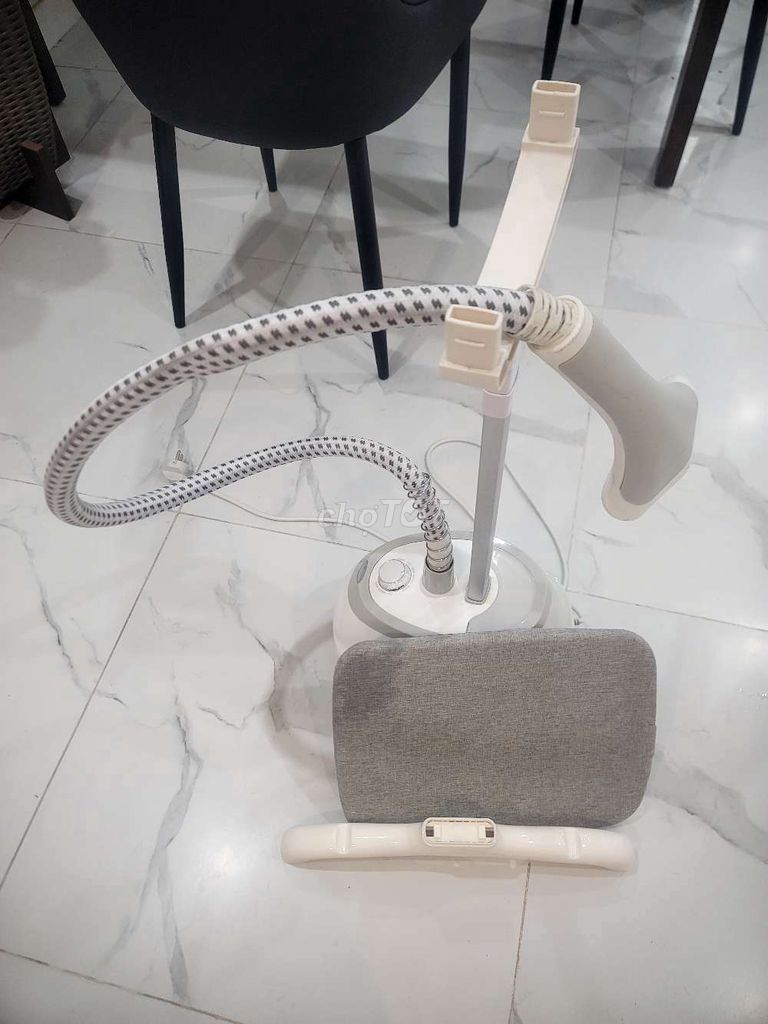 Bàn ủi hơi nước Simplus Trắng. Mua bán Nội thất, đồ gia dụng khác tại Thành phố Thủ Đức Tp Hồ Chí Minh được đăng bởi Phong Vương hình 1