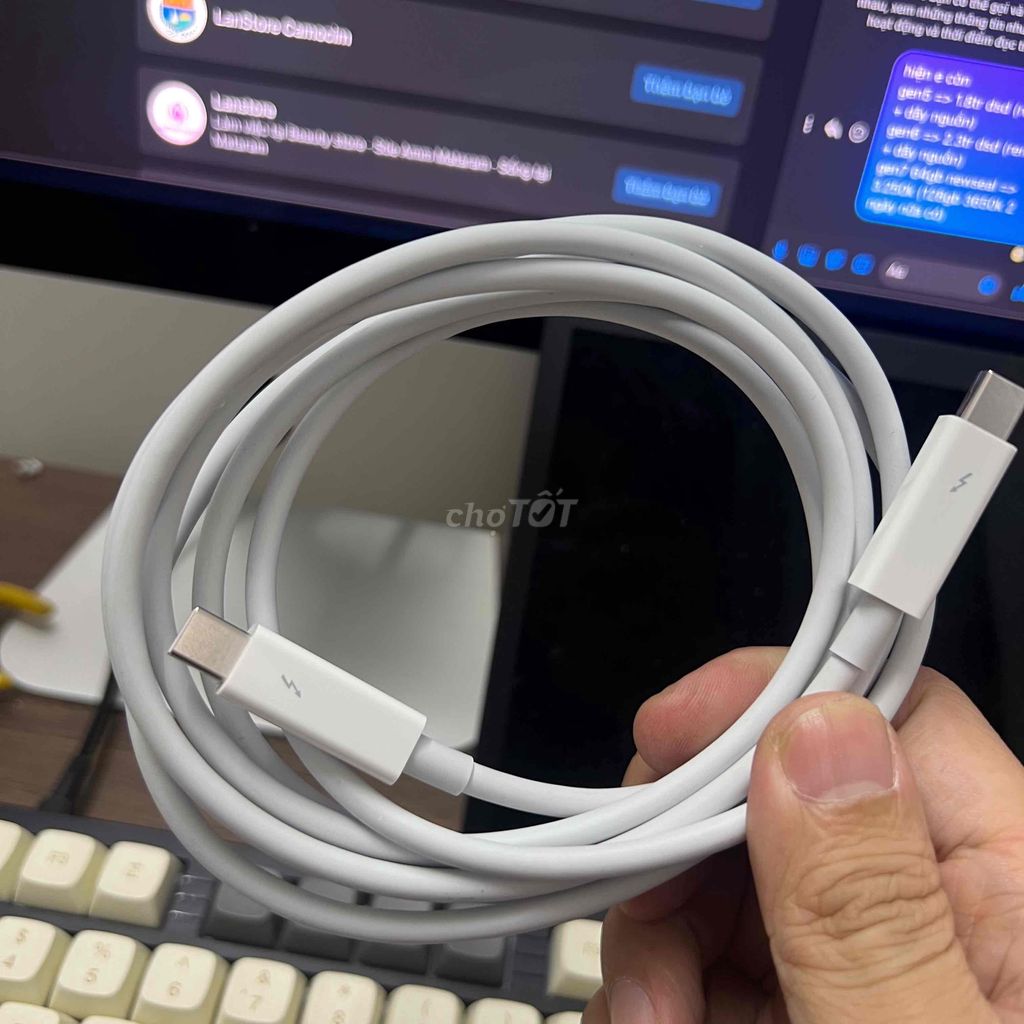 Cáp Thunderbolt 2 dài 2m chính hãng Apple