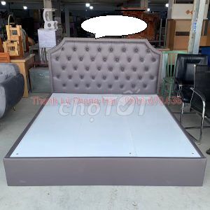 Thanh Lý Giường Bọc Da Simili 1M6 Cao Cấp Mới 99%