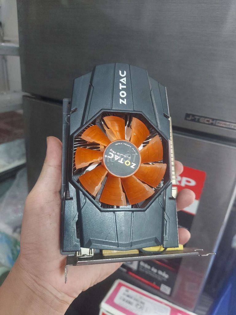 Dư pass rẻ gtx 650 1g D5