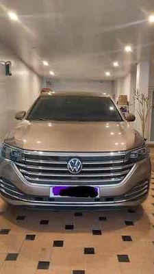 Volkswagen Viloran 2023 Luxury - 24000 km. Mua bán Ô tô tại Quận Đống Đa Hà Nội được đăng bởi A Minh
