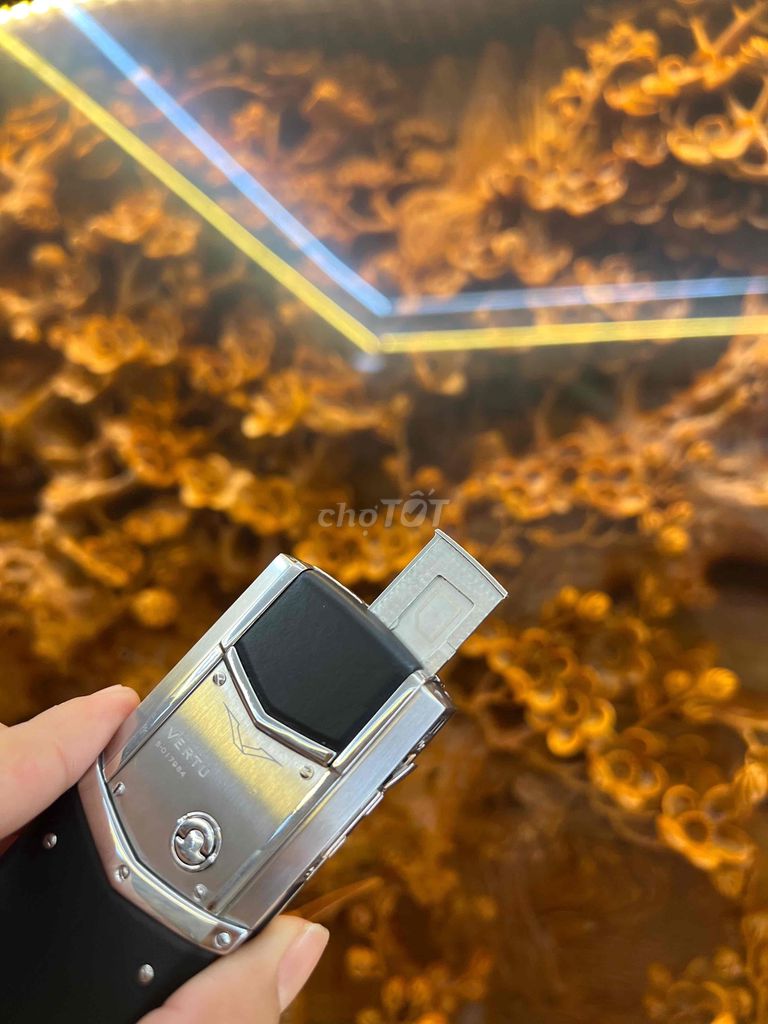Vertu Signature S 2017 Zin Nguyên Con. Mua bán Điện thoại tại Thành phố Thủ Đức Tp Hồ Chí Minh được đăng bởi Thông Vertu hình 6