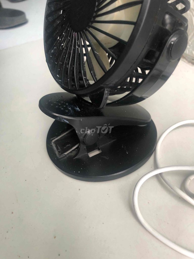 Quạt mini tích điện loại tốt