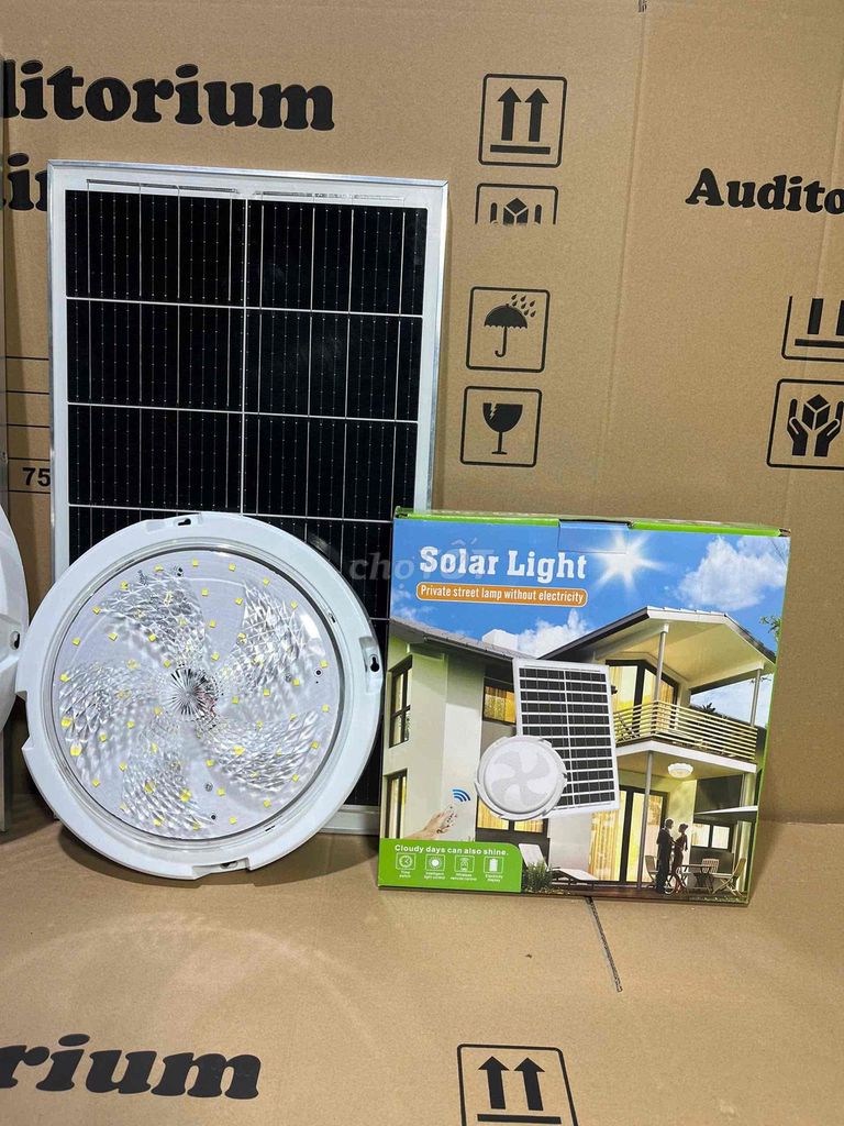 Đèn ốp trần năng lượng mặt trời. Mua bán Đèn tại Quận Hoàng Mai Hà Nội được đăng bởi Mai Solaled hình 1