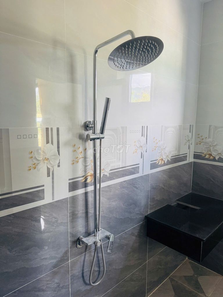 Vòi sen tắm Rossi Kim loại Bạc. Mua bán Thiết bị vệ sinh, nhà tắm tại Quận Cẩm Lệ Đà Nẵng được đăng bởi Ù Lão Còi hình 1