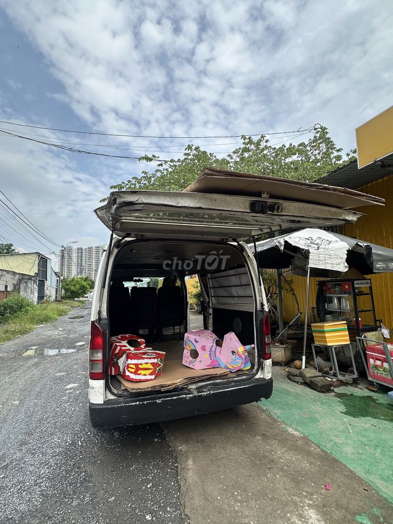 Toyota Hiace 2007 - 200000 km. Mua bán Ô tô tại Thành phố Thủ Đức Tp Hồ Chí Minh được đăng bởi trịnh duy bình hình 7