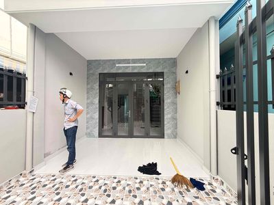 Аренда · 2 комн. · 100 м² · Huyện Nhà Bè, ул. Hẻm 1716 Huỳnh Tấn Phát