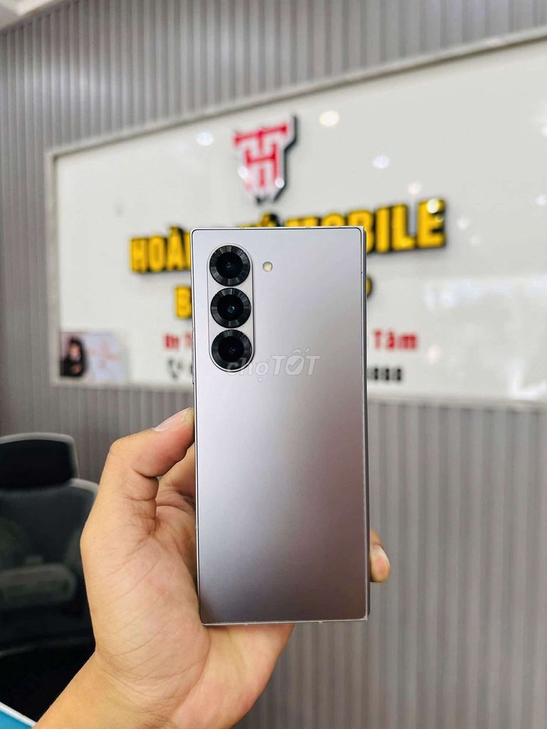 Samsung Z Fold 6 Xám 12GB/512GB Snapdragon 8 Gen 3. Mua bán Điện thoại tại Quận Liên Chiểu Đà Nẵng được đăng bởi Hoàng Tú MB hình 1