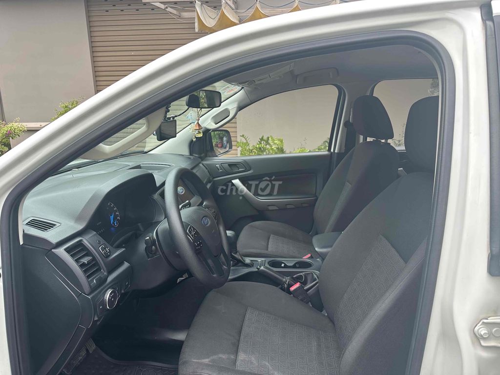 Ford Ranger 2019 XLS 2.2L 4x2 AT - 110000 km. Mua bán Ô tô tại Thành phố Thủ Dầu Một Bình Dương được đăng bởi Lưu Cường hình 4