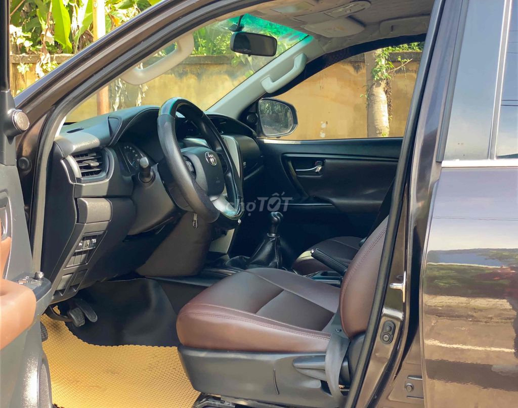 Toyota Fortuner 2017 2.4G 4x2 - 90000 km. Mua bán Ô tô tại Thành phố Long Khánh Đồng Nai được đăng bởi Mr hiếu hình 13