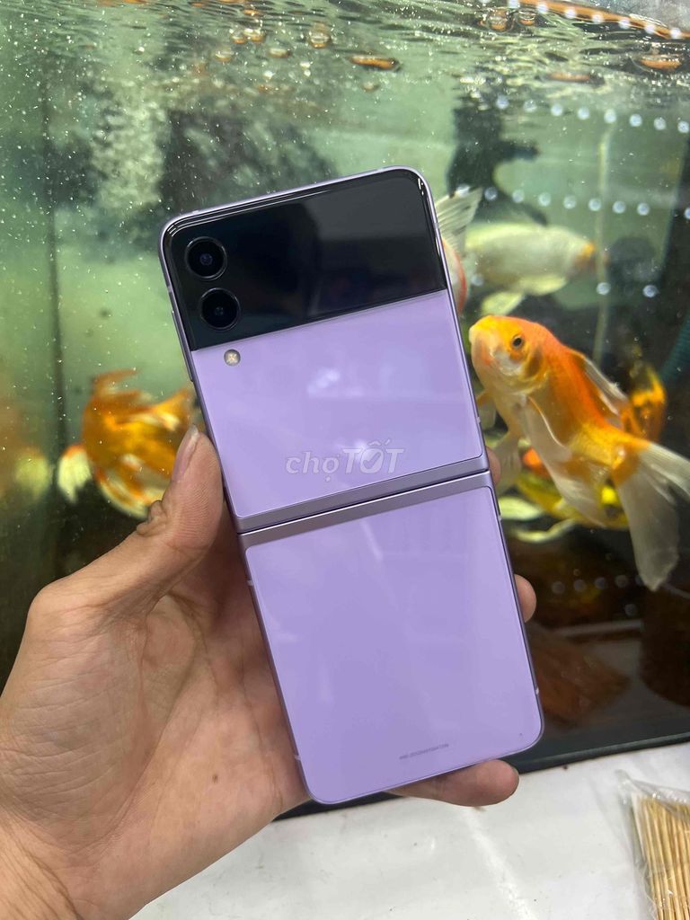 Samsung Galaxy Z Flip3 5G 256GB Tím. Mua bán Điện thoại tại Quận Tân Bình Tp Hồ Chí Minh được đăng bởi Ng Việt hình 1