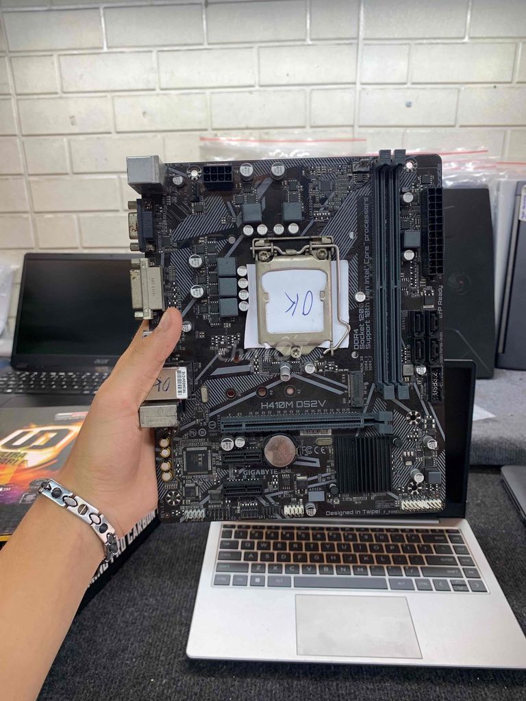 Mainboard Gigabyte H410M DS2V Zin Tháo Máy. Mua bán Linh kiện (RAM, Card...) tại Quận Phú Nhuận Tp Hồ Chí Minh được đăng bởi tiến tài 770 nguyễn kiệm p4 quận phú nhuận hình 1