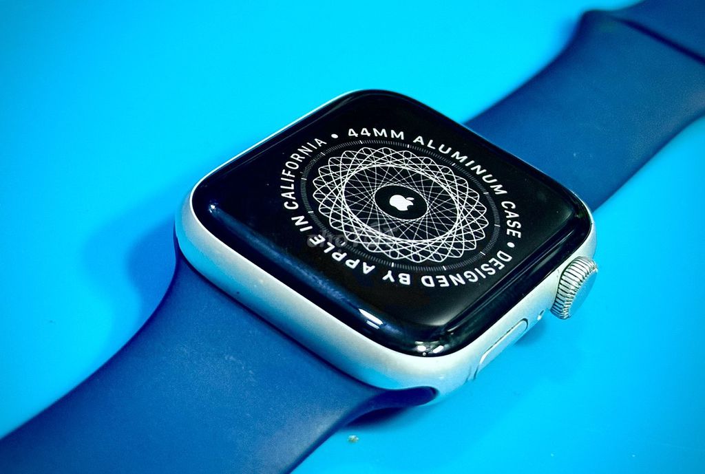 Apple Watch SE1 GPS 44mm nhôm như tin đăng gl