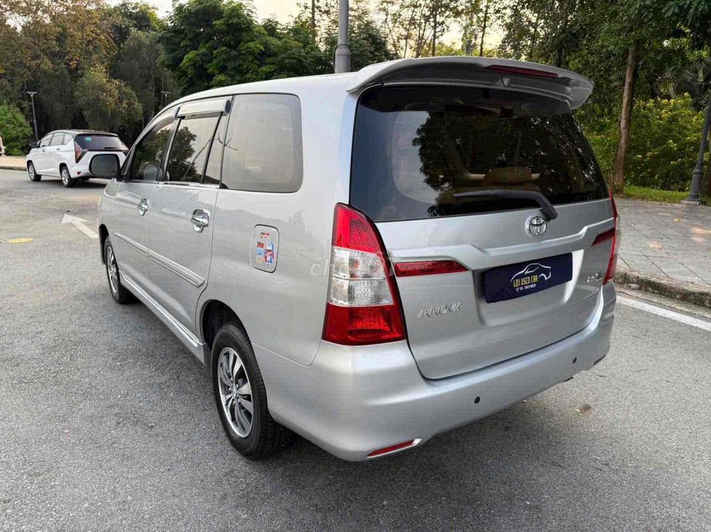 Toyota Innova 2015 2.0E 110.000 km. Mua bán Ô tô tại Huyện Giồng Riềng Kiên Giang được đăng bởi Bảo Liêm Hồ hình 16