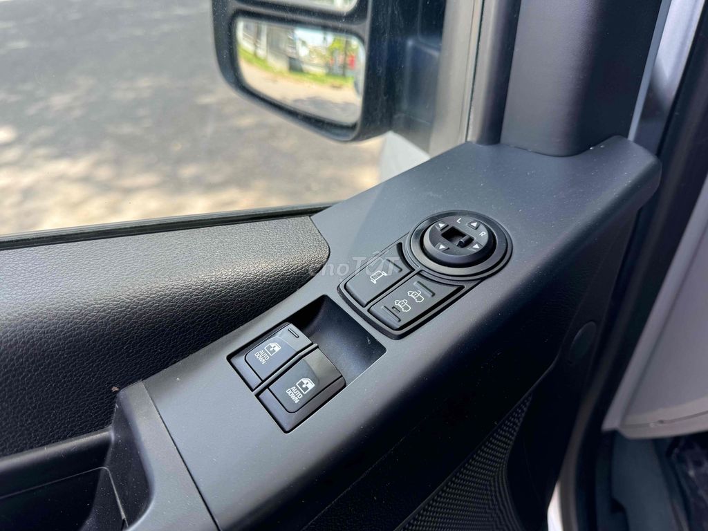 Hyundai Solati 2019 Hyundai Solati - 117000 km. Mua bán Ô tô tại Quận Bình Tân Tp Hồ Chí Minh được đăng bởi Xe Cũ Giá Tốt Bình Tân hình 3