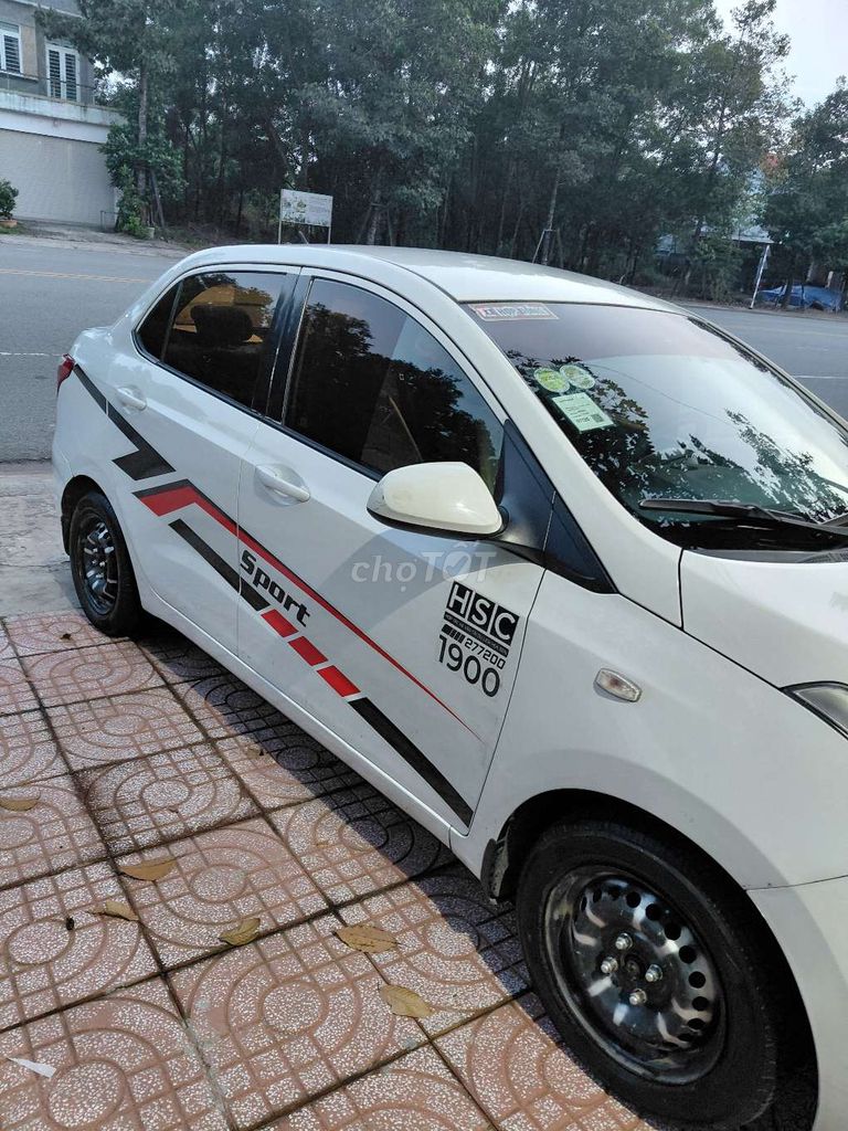 Hyundai Grand i10 Sedan 2019 1.2 MT Base 11109 km. Mua bán Ô tô tại Thị xã Bến Cát Bình Dương được đăng bởi Toán Mp hình 4