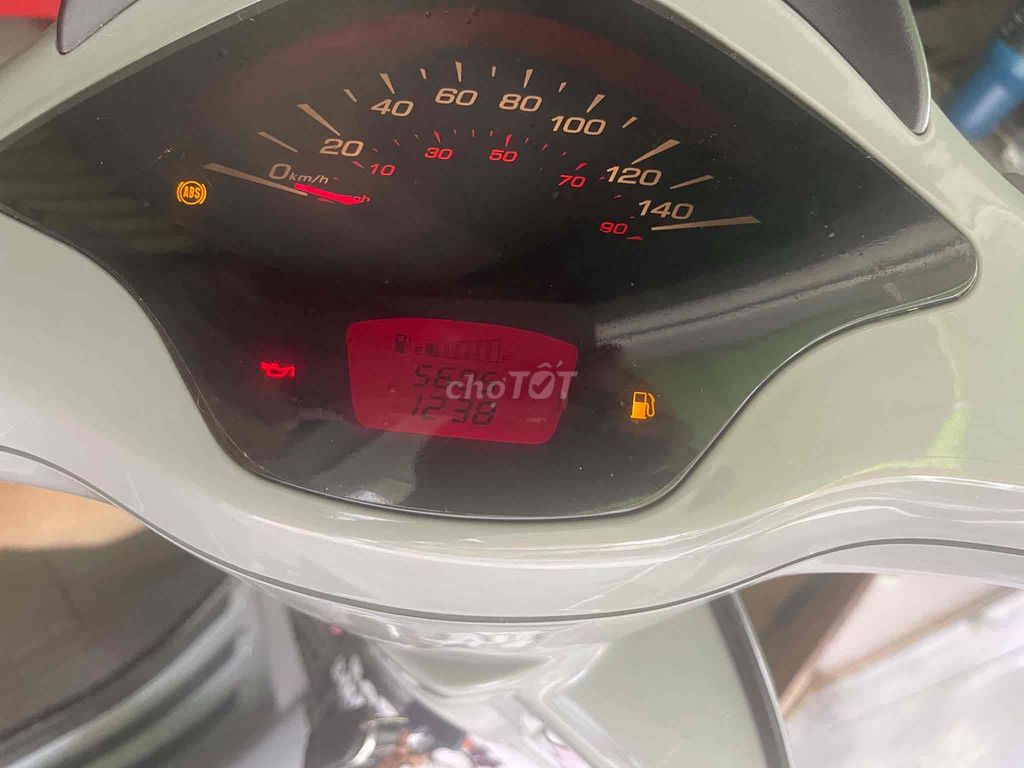 Piaggio Vespa Sprint ABS 2025 Xám 5600 km